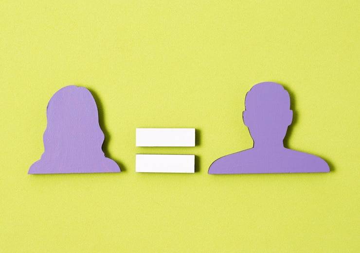 Разница между кадровиком и HR