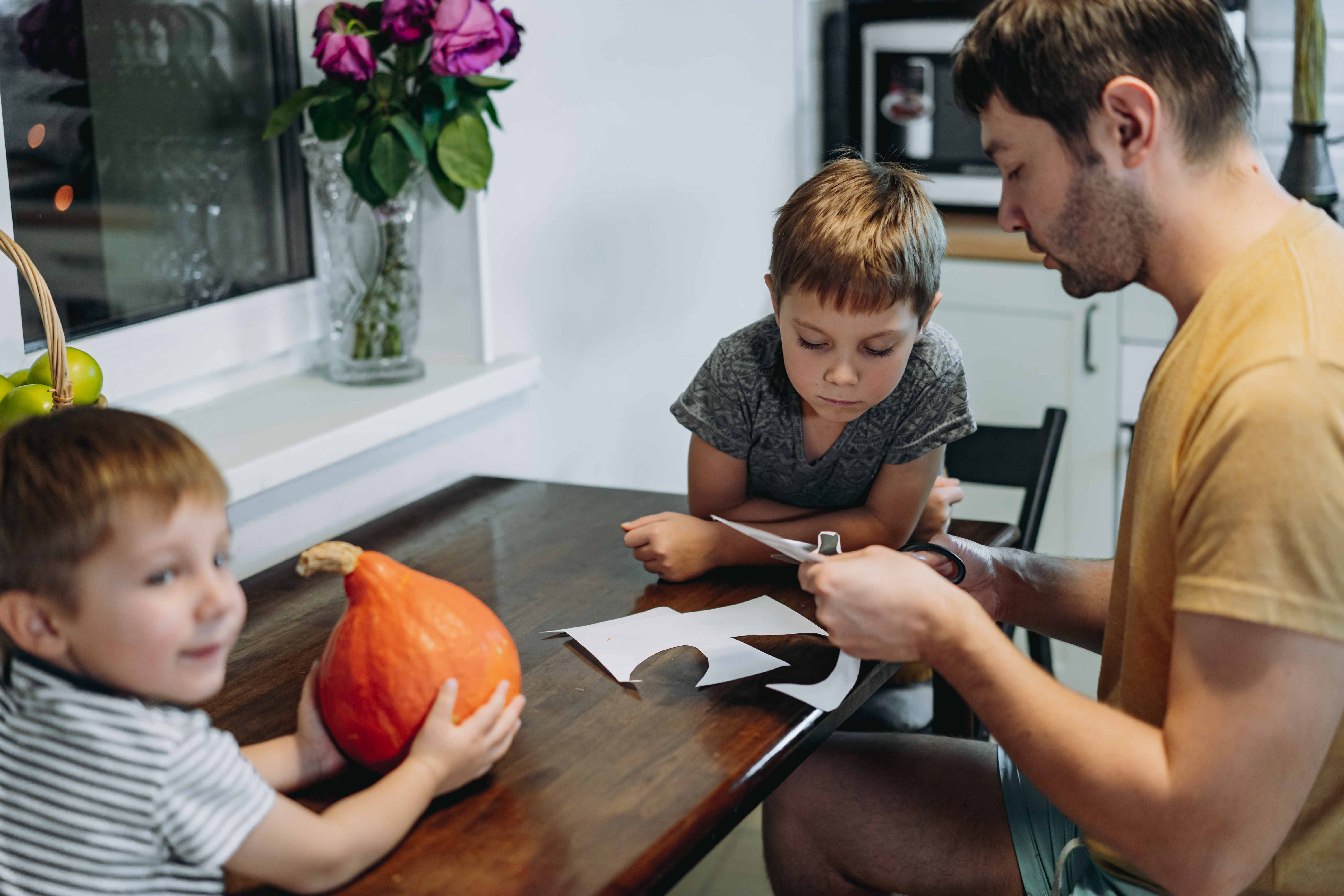 Призыв к родителям: делитесь своими историями и находками